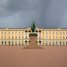 Det kongelige slott i Oslo er den viktigste av de kongelige residensene, og det er her de fleste offisielle funksjonene finner sted. Foto: Erlend Aas, NTB scanpix